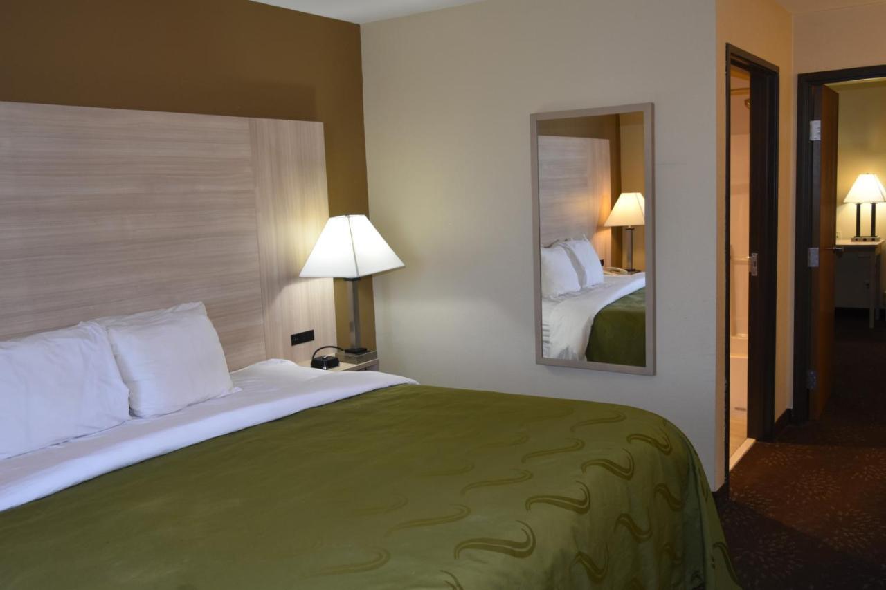 Quality Inn & Suites Brooks Louisville South Exterior foto